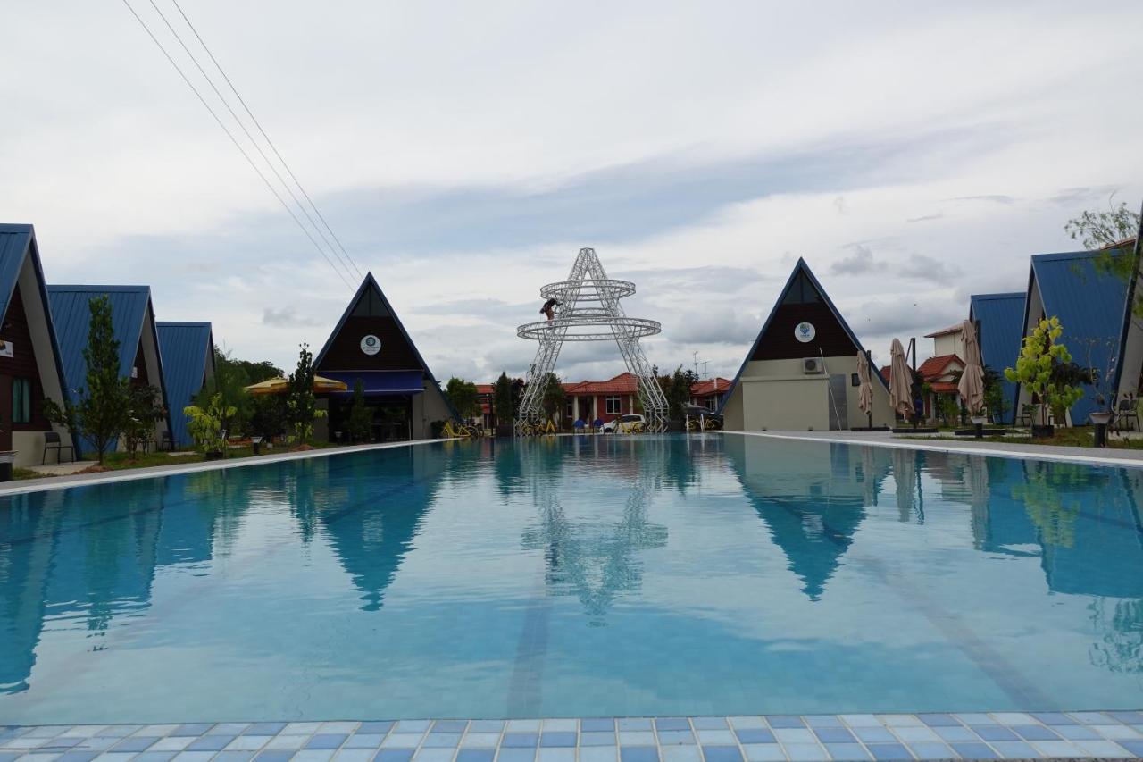 Senta Adventure Camp & Resort Minyak Beku Exterior foto